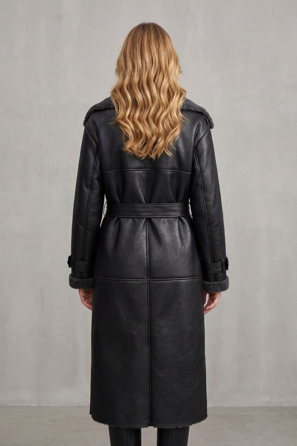 Ravienne | Women's Oversized Belted Warmth Shearling Coat