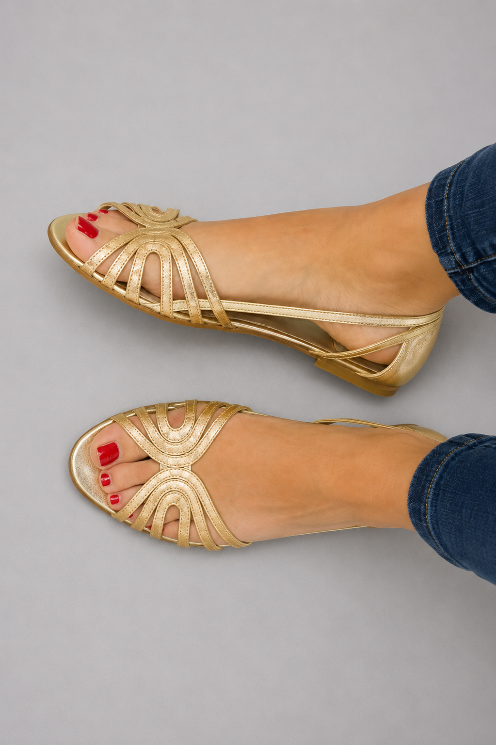 Eleonora | Lightweight Golden Sandals for Summer