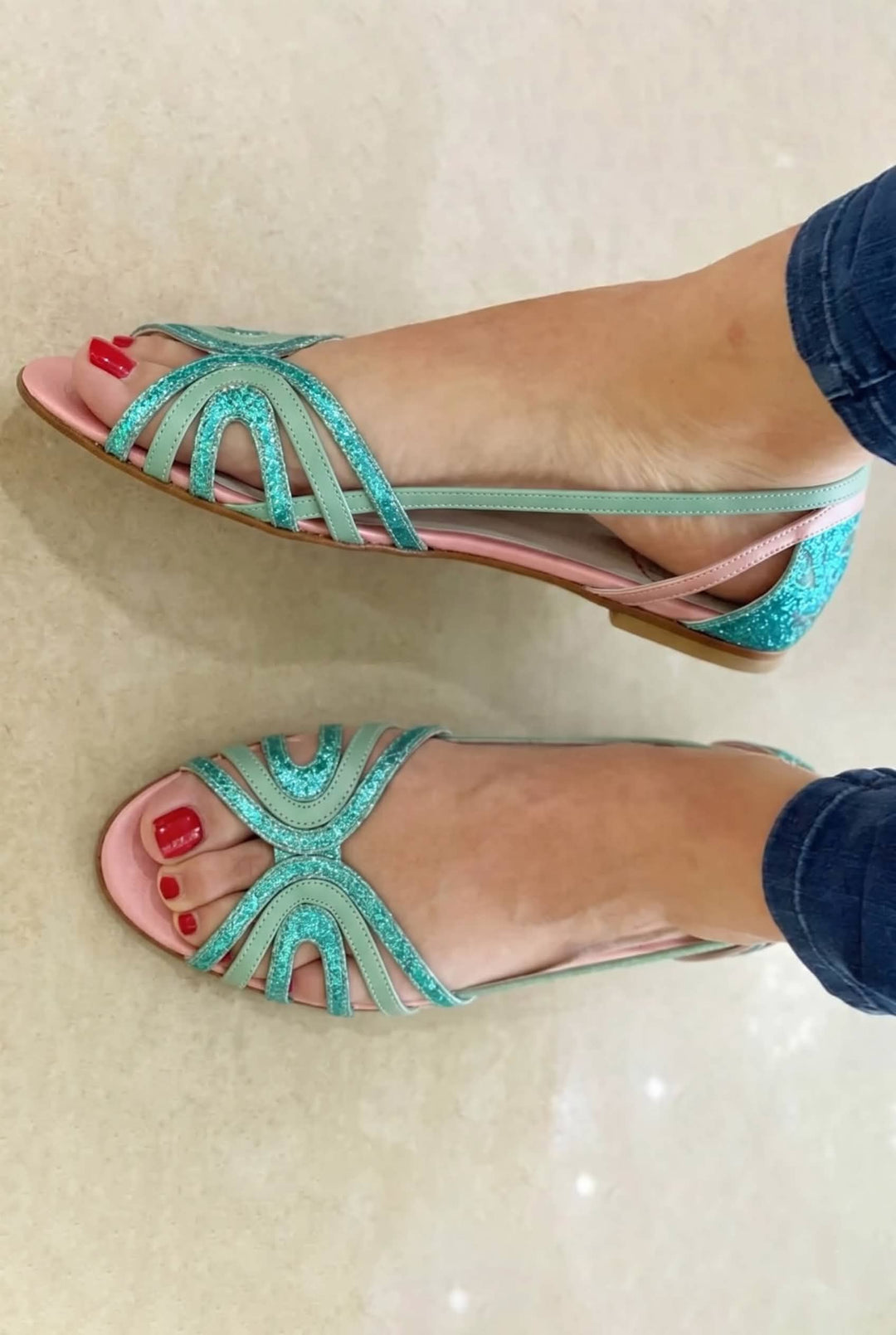 Eleonora | Lightweight Golden Sandals for Summer