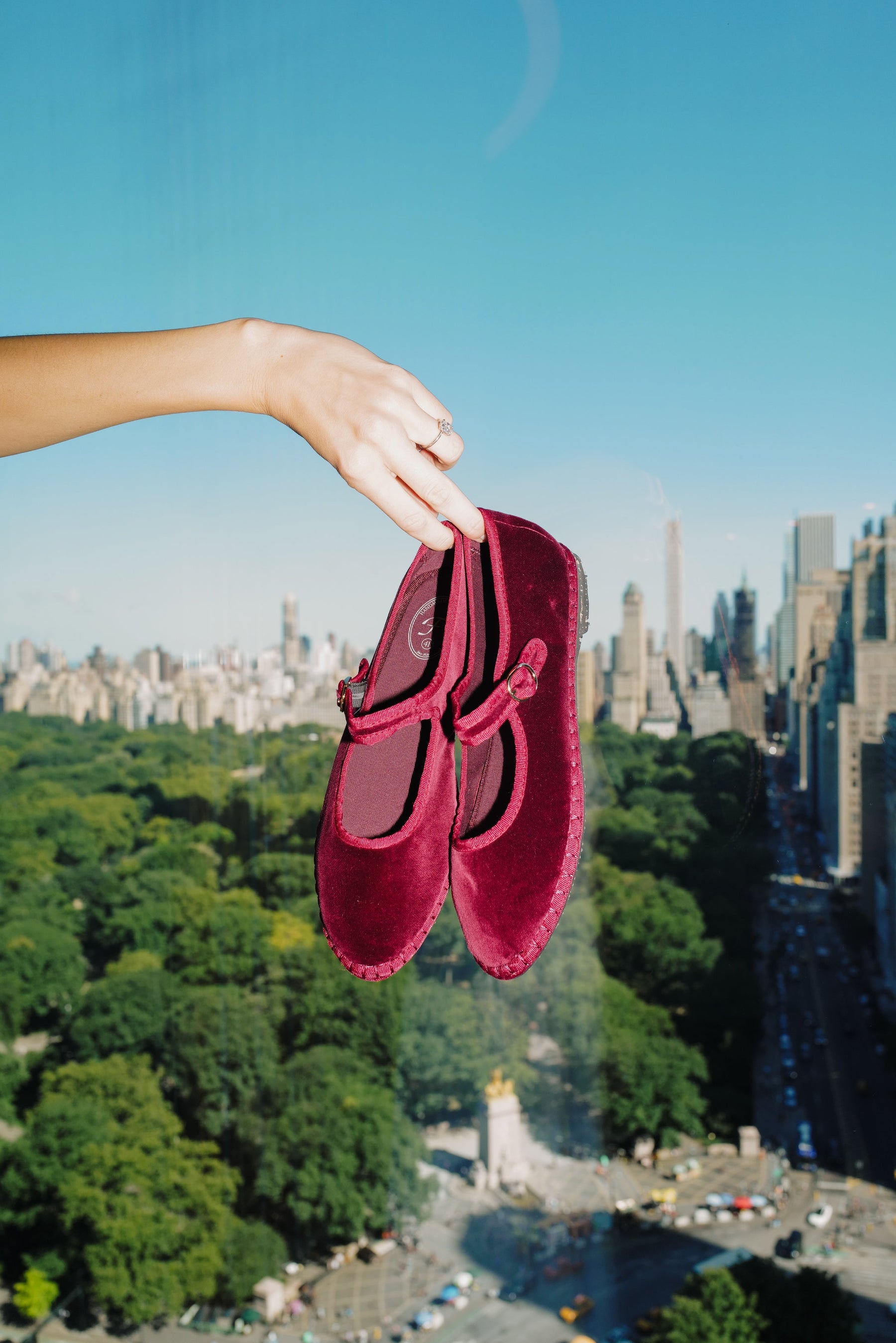Lucrecia | Bordeaux Janes