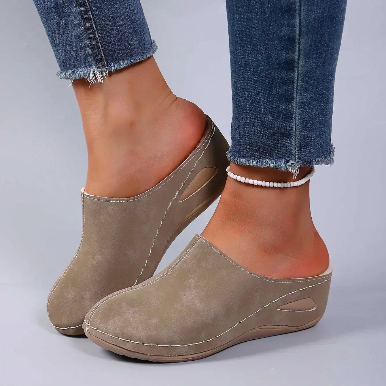 Ellie - Orthopedic Slippers for Daily Comfort
