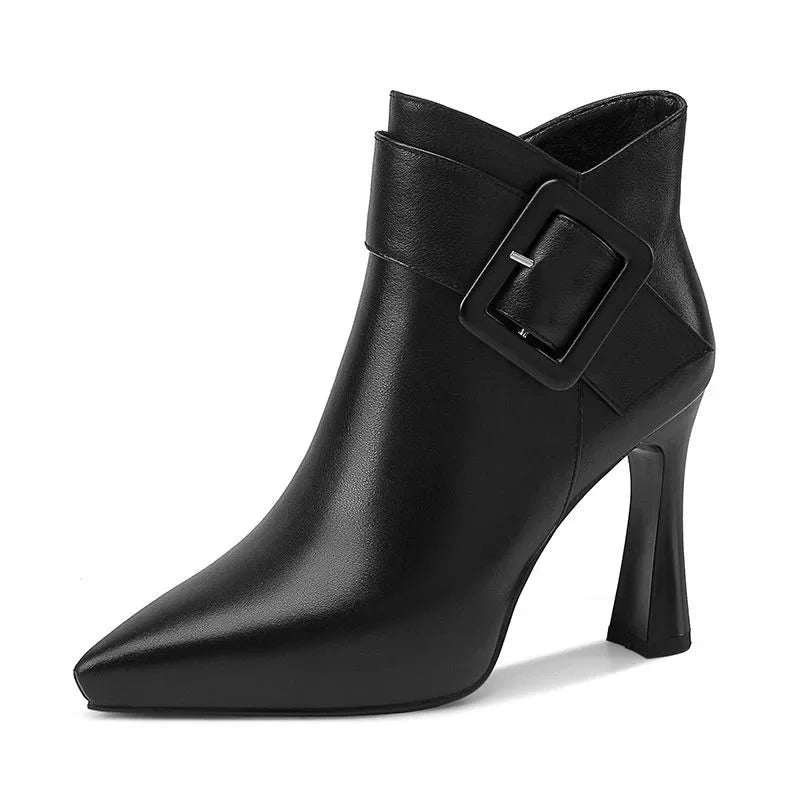 Lia – Leather Buckle Boots