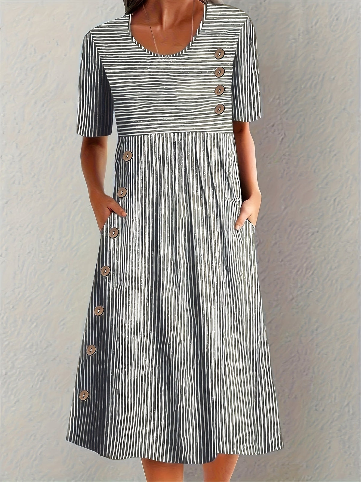 Marisol | Flowing Striped Midi Dress
