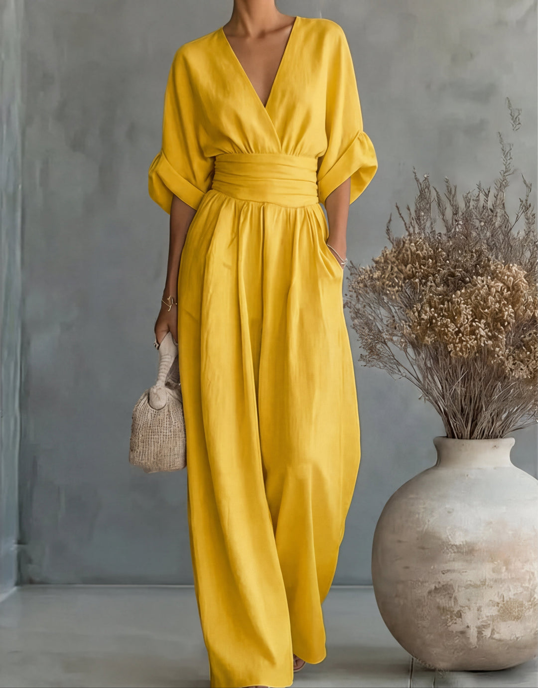 Daniela - Elegante mono con escote en V y pantalones anchos