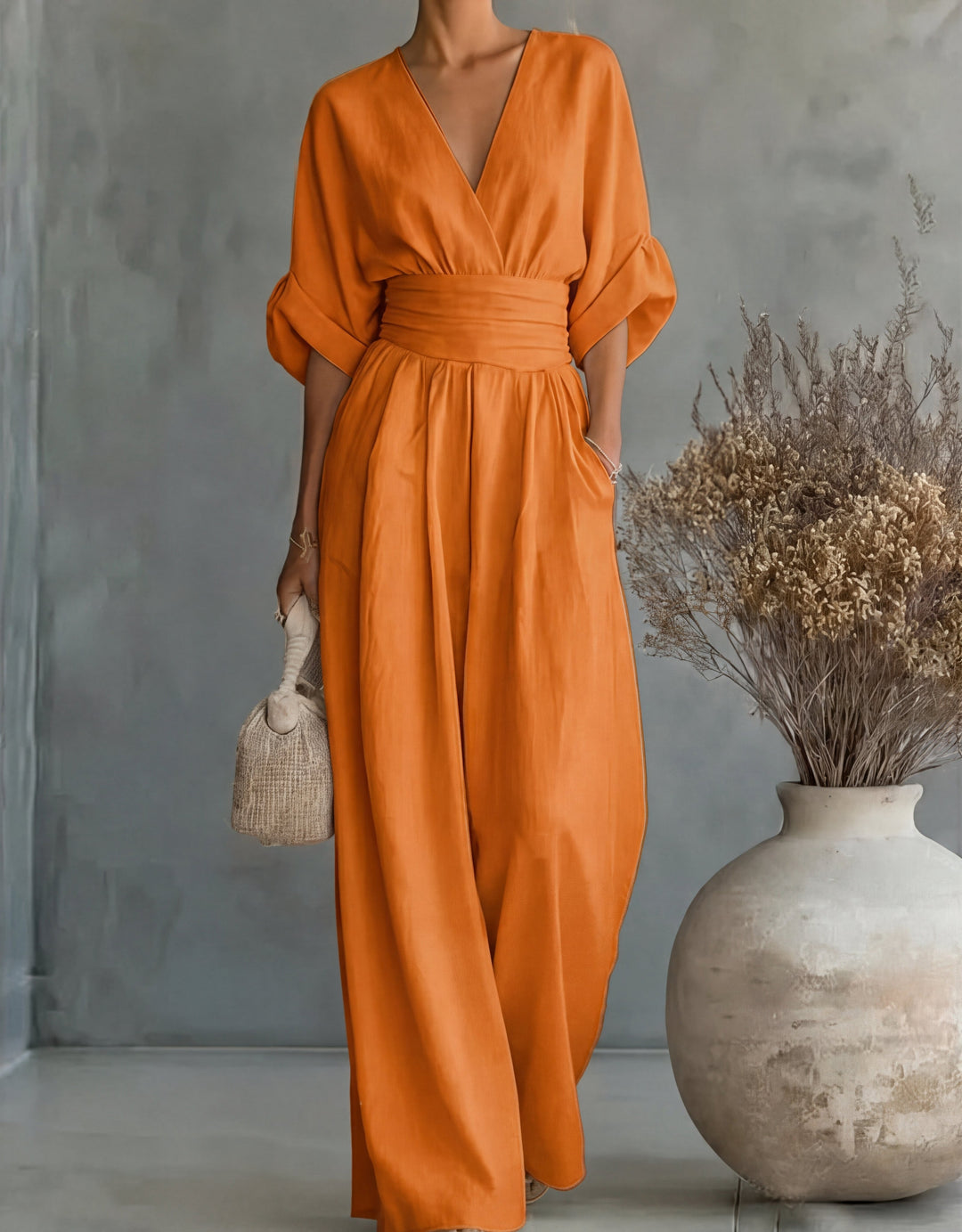 Daniela - Elegante mono con escote en V y pantalones anchos