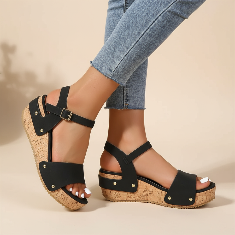 Daniela – Chic Wedge Sandals