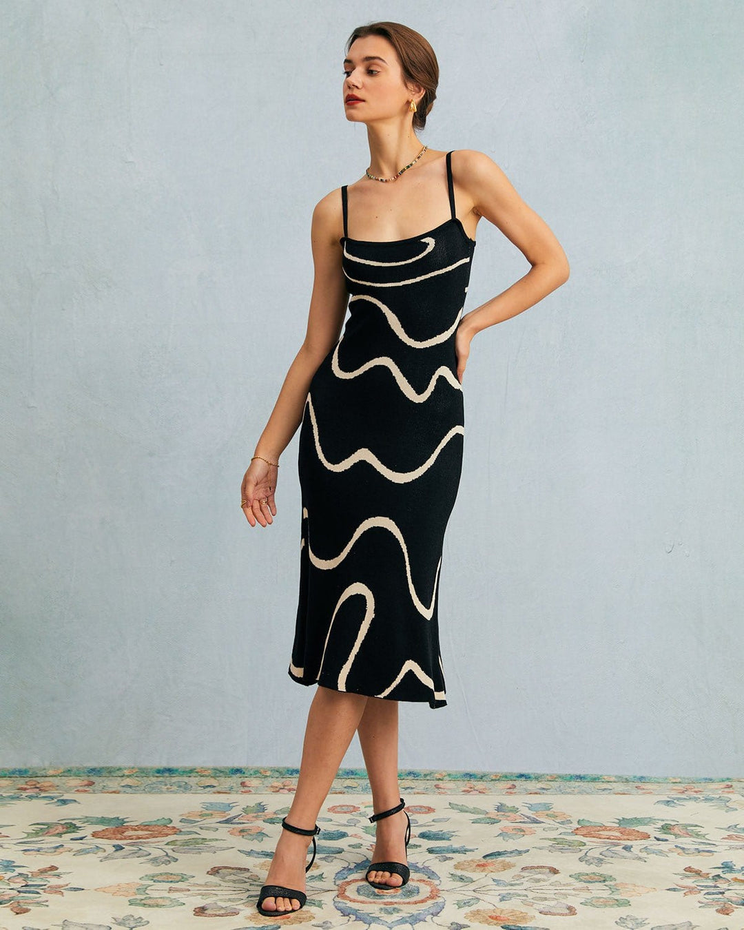 Tina | The Black Wave Mermaid Hem Knit Midi Dress